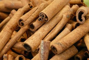 Cinnamon Bark Essential Oil (Organic)(Sri Lanka)